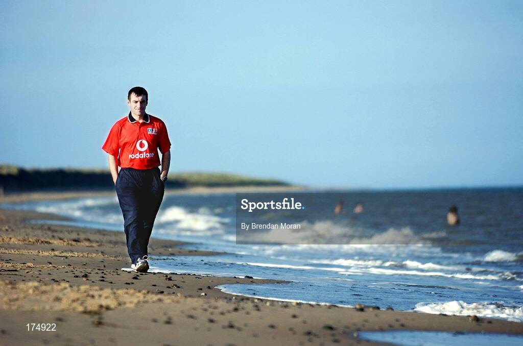 6 August 2004; Wexford hurler Liam Dunne. Morriscastle Beach, Co. Wexford. Picture credit; Brendan Moran / SPORTSFILE
