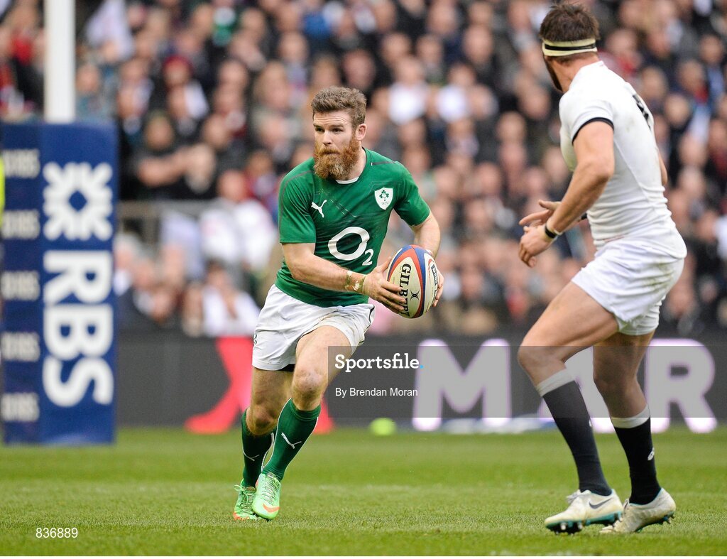 22 February 2014; Gordon D'Arcy, Ireland, in action against England. RBS Six Nations Rugby Championship, England v Ireland. Twickenham Stadium, Twickenham, London, England. Picture credit: Brendan Moran / SPORTSFILE