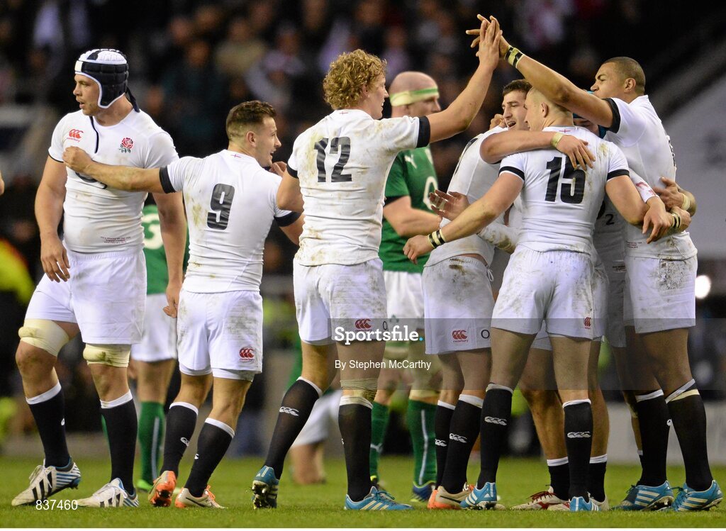22 February 2014; England players celebrate at the final whistle. RBS Six Nations Rugby Championship, England v Ireland, Twickenham Stadium, Twickenham, London, England. Picture credit: Stephen McCarthy / SPORTSFILE