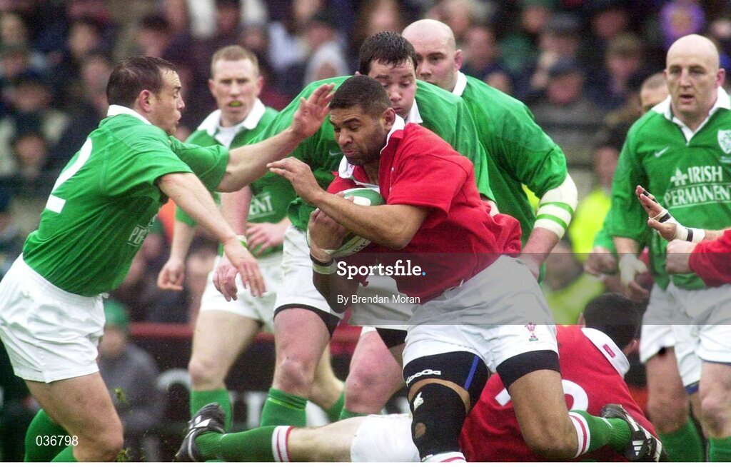1 April 2000; Colin Charvis, Wales, in action against Robert Henderson, Ireland. Six Nations Rugby International, Ireland v Wales, Lansdowne Road, Dublin. Picture credit: Brendan Moran / SPORTSFILE