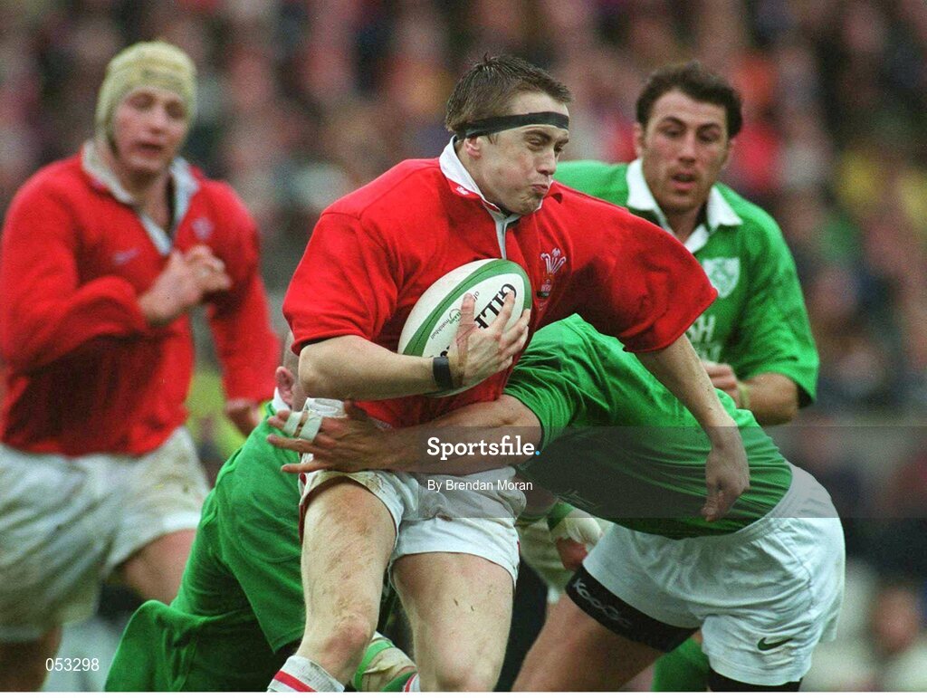 1 April 2000; Shane Williams, Wales, is tackled by Andy Ward, right, and John Hayes, Ireland. Six Nations Rugby International, Ireland v Wales, Lansdowne Road, Dublin. Picture credit: Brendan Moran / SPORTSFILE
