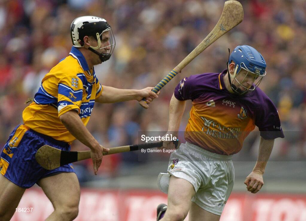 24 July 2005; Rory Jacob, Wexford, in action against Gerry Quinn, Clare. Guinness All-Ireland Senior Hurling Championship Quarter-Final, Wexford v Clare, Croke Park, Dublin. Picture credit; Damien Eagers / SPORTSFILE