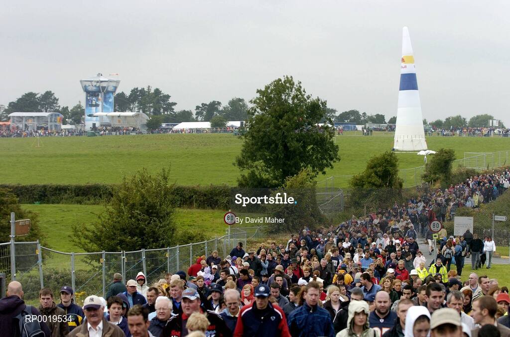 24 July 2005; Spectators make their way home after the Red Bull Air Race. Cashel, Co. Tipperary. Picture credit; David Maher / SPORTSFILE