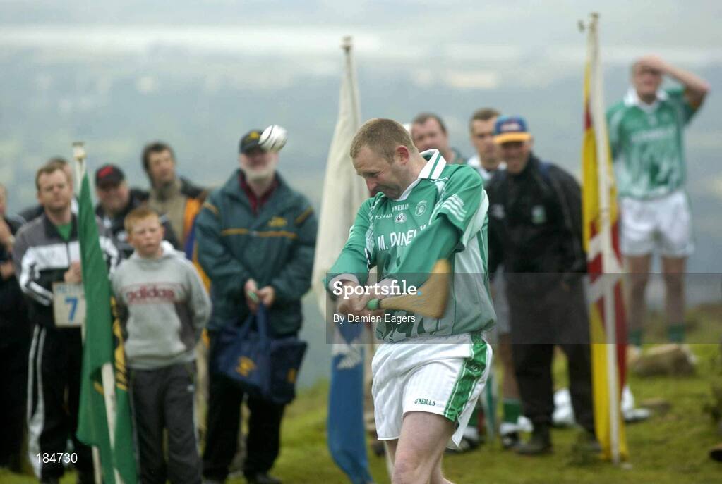 30 July 2005; Damien Fitzhenry representing Wexford starts the M. Donnelly Poc Fada na hEireann Final. Annaverna Mountain Ravensdale, Cooley Mountains, Co. Louth. Picture credit; Damien Eagers / SPORTSFILE