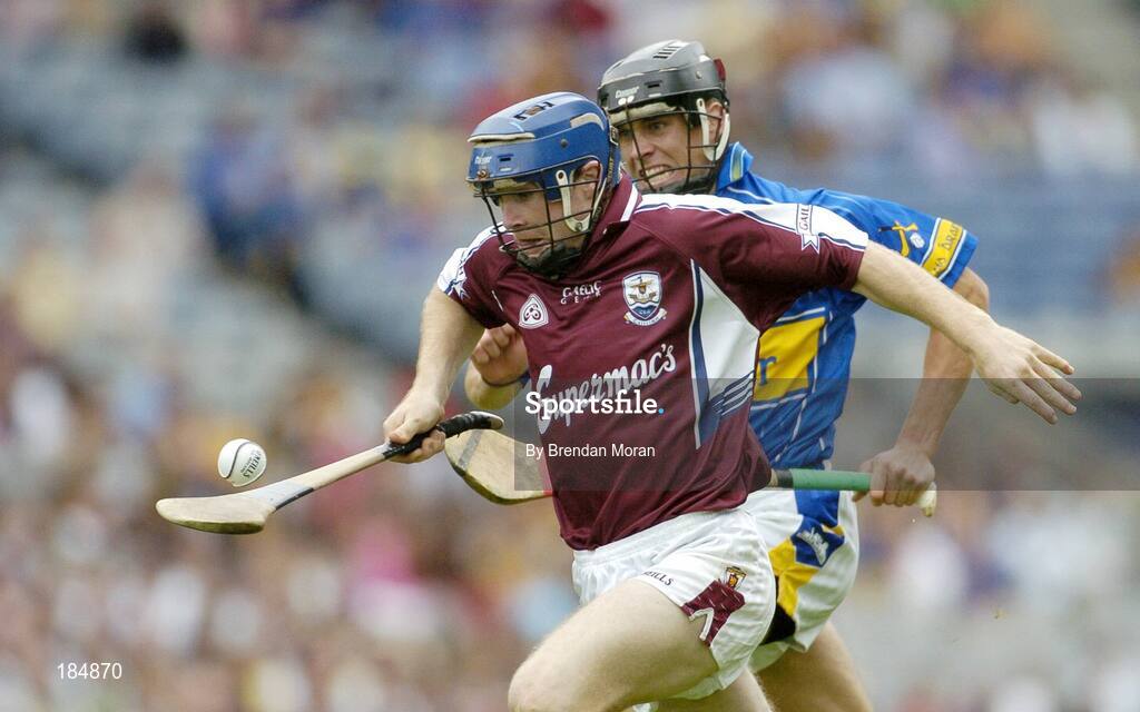 31 July 2005; Damien Hayes, Galway, in action against Hugh Moloney, Tipperary. Guinness All-Ireland Hurling Championship, Quarter-Final, Galway v Tipperary, Croke Park, Dublin. Picture credit; Brendan Moran / SPORTSFILE
