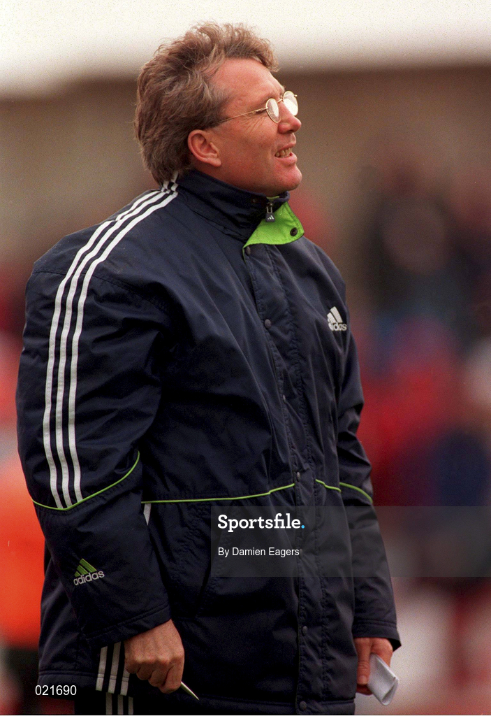 4 April 1999; Galway United manager Don O'Riordan during the Harp Lager FAI Cup Semi-Final match between Galway United United and Finn Harps at Terryland park in Galway. Photo by Damien Eagers/Sportsfile