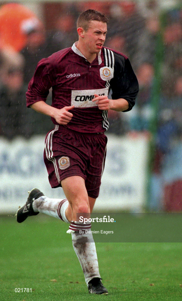 4 April 1999; Gareth Gorman of Galway United during the Harp Lager FAI Cup Semi-Final match between Galway United United and Finn Harps at Terryland park in Galway. Photo by Damien Eagers/Sportsfile