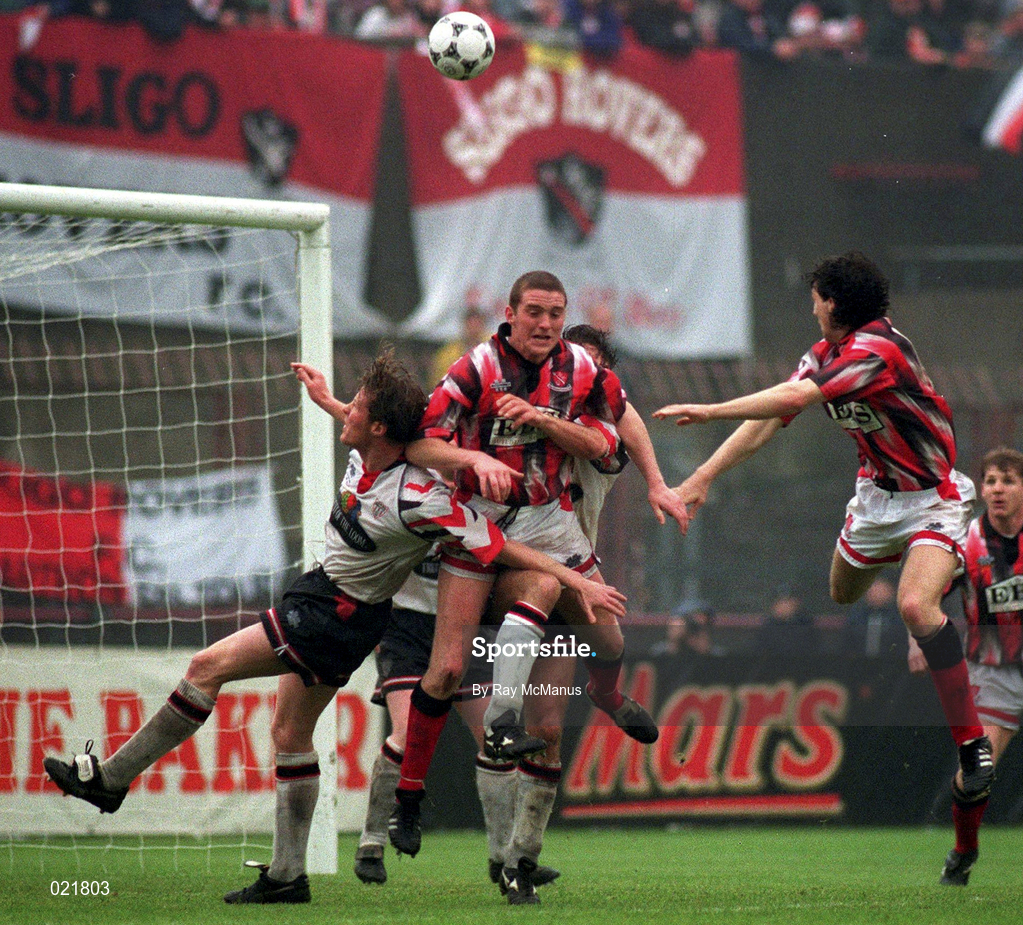 14 May 1994; Gerry Carr of Sligo Rovers, centre, scores his side's winning goal during the FAI Cup Final match between Sligo Rovers and Derry City at Lansdowne Road in Dublin. Photo by Ray McManus/Sportsfile