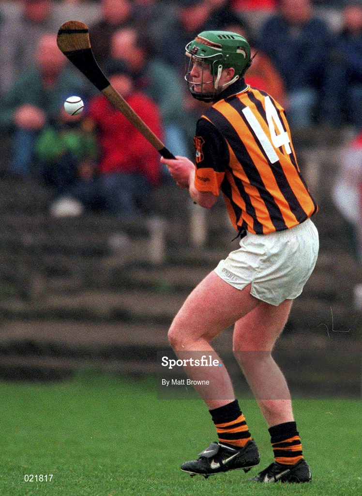 28 March 1999; Henry Shefflin of Kilkenny during the Church and General National Hurling League Division 1B match between Kilkenny and Tipperary at Nowlan Park in Kilkenny. Photo by Matt Browne/Sportsfile