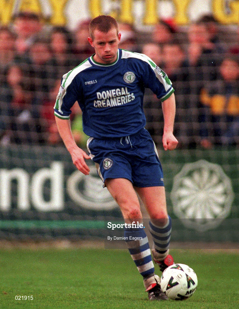 4 April 1999; Jonathon Minnock of Finn Harps during the Harp Lager FAI Cup Semi-Final match between Galway United United and Finn Harps at Terryland park in Galway. Photo by Damien Eagers/Sportsfile