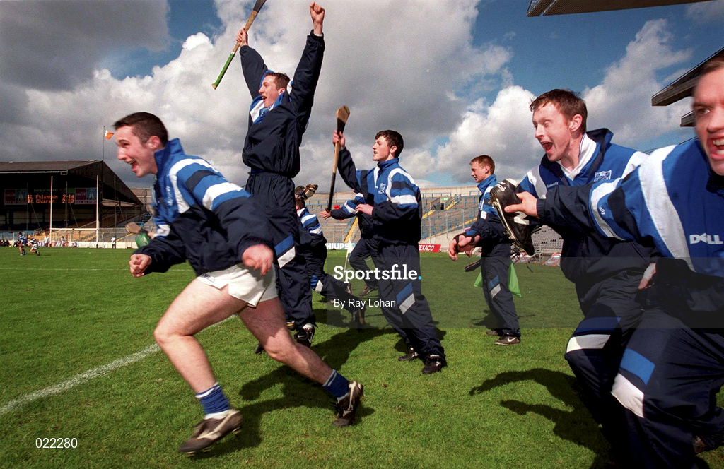 18 April 1999; St Flannan's players celebrate after the GAA All-Ireland Post Primary Senior A Schools Hurling Croke Cup Final match between St Flannan's Ennis, Clare and St Kieran's Kilkenny at Croke Park in Dublin. Photo by Ray Lohan/Sportsfile
