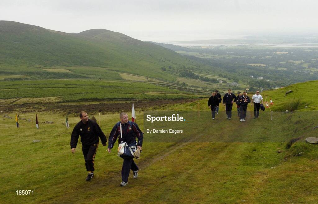 30 July 2005; Competitors arrive for the M Donnelly Poc Fada na hEireann Final. Annaverna Mountain Ravensdale, Cooley Mountains, Co. Louth. Picture credit; Damien Eagers / SPORTSFILE