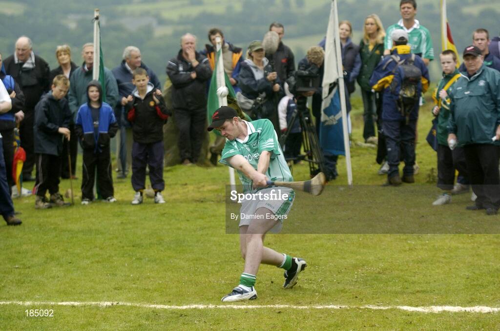30 July 2005; John Clooney representing Laois starts the M Donnelly Poc Fada na hEireann Final. Annaverna Mountain Ravensdale, Cooley Mountains, Co. Louth. Picture credit; Damien Eagers / SPORTSFILE