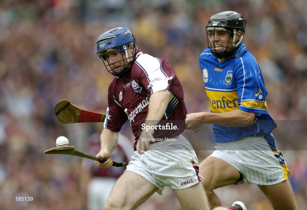 31 July 2005; Damien Hayes, Galway, in action against Hugh Moloney, Tipperary. Guinness All-Ireland Hurling Championship, Quarter-Final, Galway v Tipperary, Croke Park, Dublin. Picture credit; Brendan Moran / SPORTSFILE
