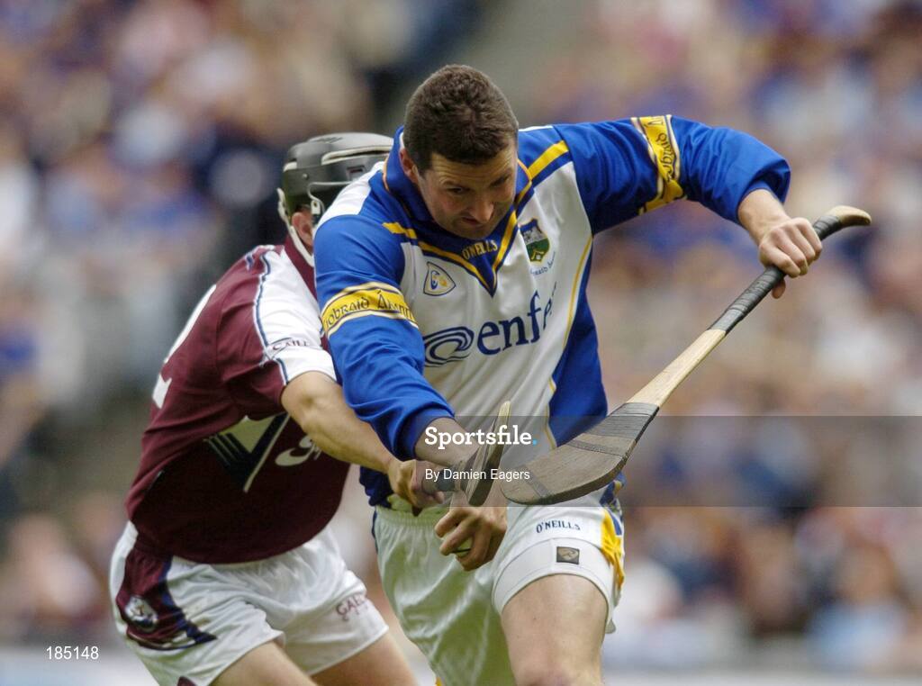 31 July 2005; Brendan Cummins, Tipperary goalkeeper is tackled by Niall Healy, Galway. Guinness All-Ireland Hurling Championship, Quarter-Final, Galway v Tipperary, Croke Park, Dublin. Picture credit; Damien Eagers / SPORTSFILE