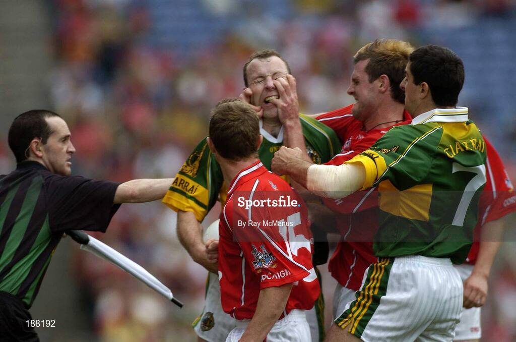 28 August 2005; Brendan Jer O'Sullivan, Cork, gets to grips with Seamus Moynihan, Kerry. Bank of Ireland All-Ireland Senior Football Championship Semi-Final, Kerry v Cork, Croke Park, Dublin. Picture credit; Ray McManus / SPORTSFILE