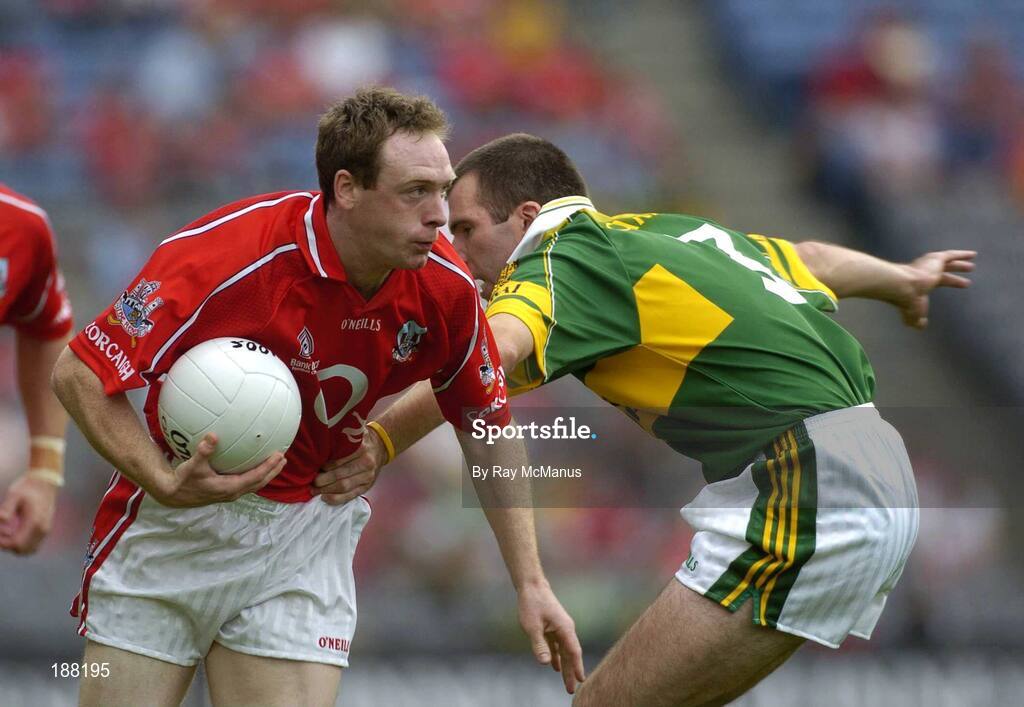 28 August 2005; Paul Clifford, Cork, in action against Michael McCarthy, Kerry. Bank of Ireland All-Ireland Senior Football Championship Semi-Final, Kerry v Cork, Croke Park, Dublin. Picture credit; Ray McManus / SPORTSFILE