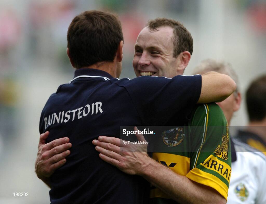 28 August 2005; Seamus Moynihan, left, Kerry, celebrates at the end of the game with his manager Jack O'Connor. Bank of Ireland All-Ireland Senior Football Championship Semi-Final, Kerry v Cork, Croke Park, Dublin. Picture credit; David Maher / SPORTSFILE