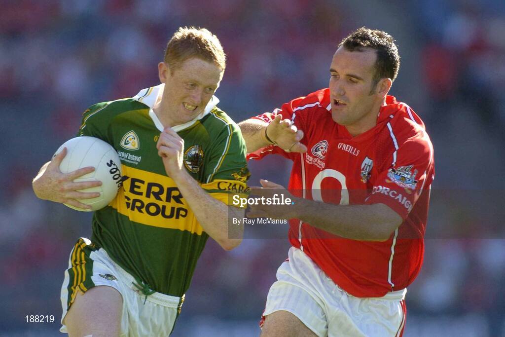 28 August 2005; Colm Cooper, Kerry, in action against Kieran O'Connor, Cork. Bank of Ireland All-Ireland Senior Football Championship Semi-Final, Kerry v Cork, Croke Park, Dublin. Picture credit; Ray McManus / SPORTSFILE