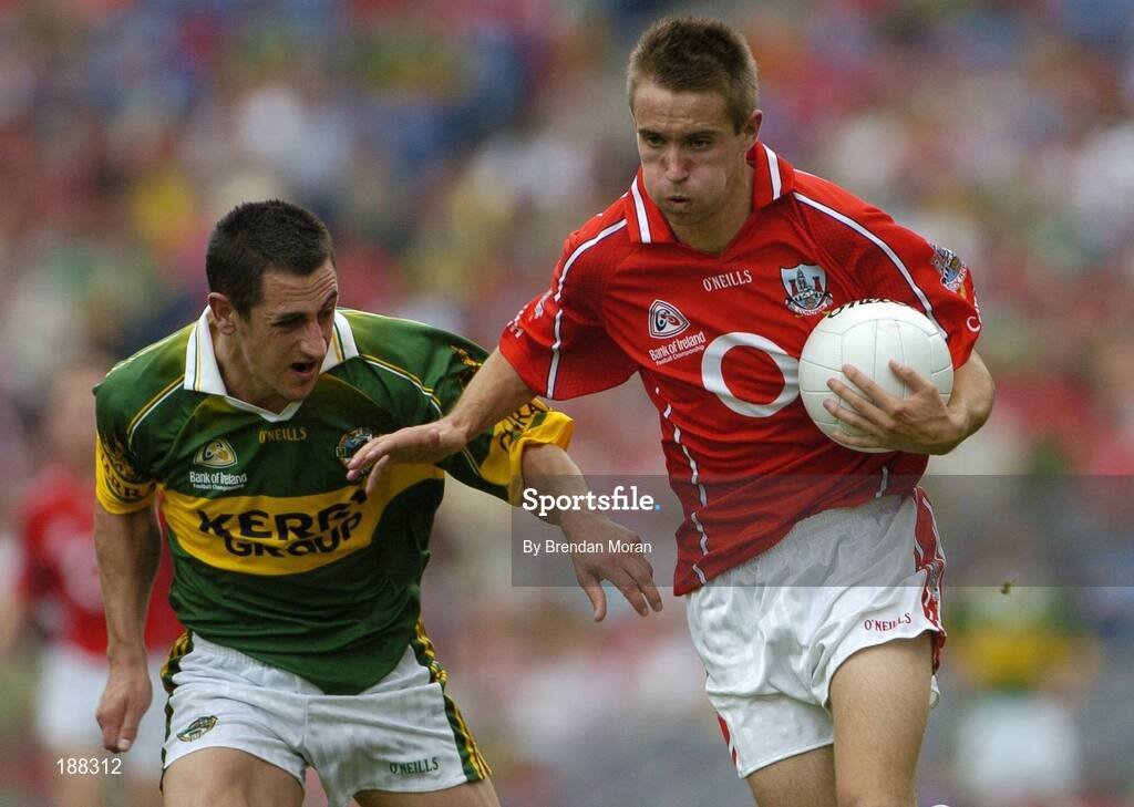28 August 2005; Kevin McMahon, Cork, in action against Paul Galvin, Kerry. Bank of Ireland All-Ireland Senior Football Championship Semi-Final, Kerry v Cork, Croke Park, Dublin. Picture credit; Brendan Moran / SPORTSFILE