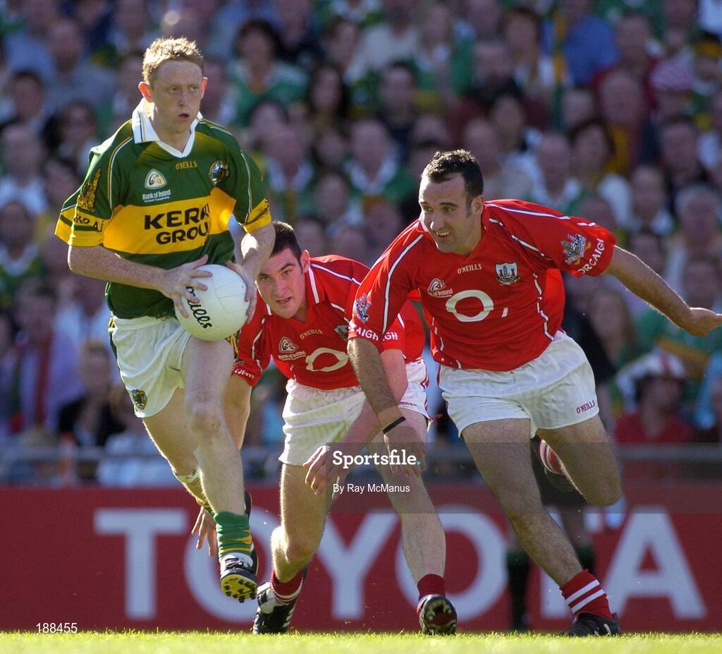 28 August 2005; Colm Cooper, Kerry, in action against Noel O'Leary and Kieran O'Connor, right, Cork. Bank of Ireland All-Ireland Senior Football Championship Semi-Final, Kerry v Cork, Croke Park, Dublin. Picture credit; Ray McManus / SPORTSFILE