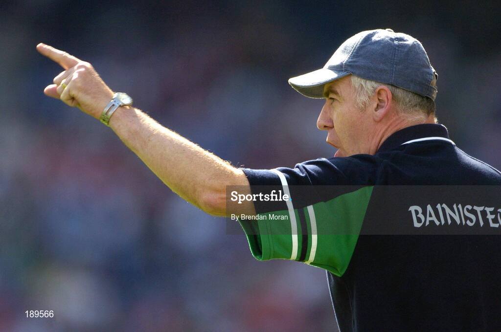 11 September 2005; Limerick minor manager Timmy O'Connor issues instructions to his players during the game. ESB All-Ireland Minor Hurling Championship Final, Galway v Limerick, Croke Park, Dublin. Picture credit; Brendan Moran / SPORTSFILE