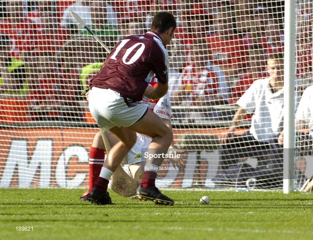 11 September 2005; Donal Og Cusack, Cork, prevents Richie Murray, Galway, from scoring in the last minute. Guinness All-Ireland Senior Hurling Championship Final, Galway v Cork, Croke Park, Dublin. Picture credit; Ray McManus / SPORTSFILE *** Local Caption *** Any photograph taken by SPORTSFILE during, or in connection with, the 2005 Guinness All-Ireland Hurling Final which displays GAA logos or contains an image or part of an image of any GAA intellectual property, or, which contains images of a GAA player/players in their playing uniforms, may only be used for editorial and non-advertising purposes.  Use of photographs for advertising, as posters or for purchase separately is strictly prohibited unless prior written approval has been obtained from the Gaelic Athletic Association.