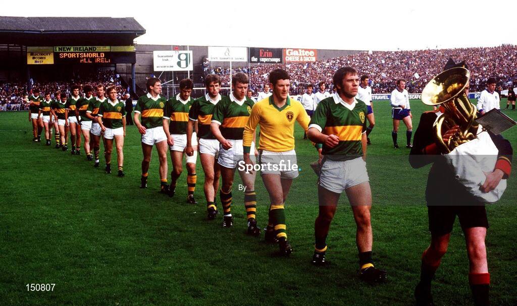 25 August 1985; Kerry captain Paidi O'Se leads goalkeeper Charlie Nelligan and the rest of the Kerry team in the pre-match parade. All-Ireland Football semi-final, Kerry v Monaghan, Croke Park, Dublin. Football. Picture credit; Ray McManus / SPORTSFILE