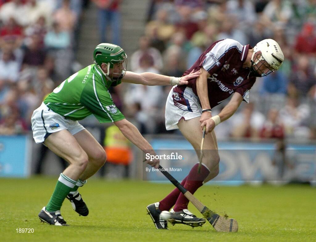 11 September 2005; Alan Callanan, Galway, in action against David Moloney, Limerick. ESB All-Ireland Minor Hurling Championship Final, Galway v Limerick, Croke Park, Dublin. Picture credit; Brendan Moran / SPORTSFILE