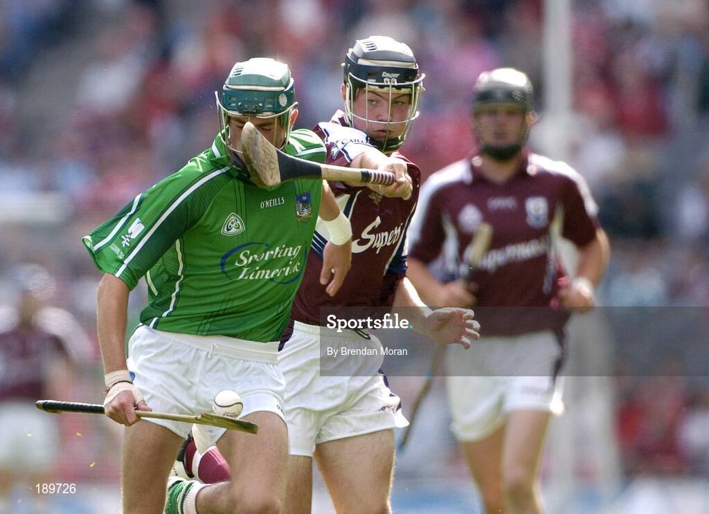 11 September 2005; Gavin O'Mahoney, Limerick, in action against Sean Glynn, Galway. ESB All-Ireland Minor Hurling Championship Final, Galway v Limerick, Croke Park, Dublin. Picture credit; Brendan Moran / SPORTSFILE