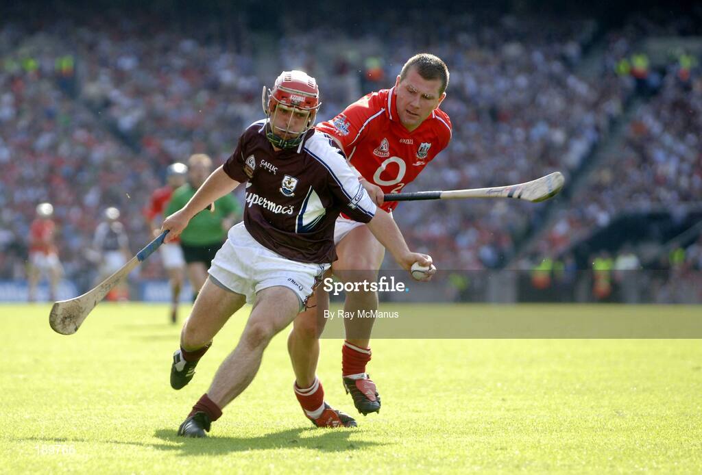 11 September 2005; Alan Kerins, Galway, in action against Diarmuid O'Sullivan, Cork. Guinness All-Ireland Senior Hurling Championship Final, Galway v Cork, Croke Park, Dublin. Picture credit; Ray McManus / SPORTSFILE *** Local Caption *** Any photograph taken by SPORTSFILE during, or in connection with, the 2005 Guinness All-Ireland Hurling Final which displays GAA logos or contains an image or part of an image of any GAA intellectual property, or, which contains images of a GAA player/players in their playing uniforms, may only be used for editorial and non-advertising purposes.  Use of photographs for advertising, as posters or for purchase separately is strictly prohibited unless prior written approval has been obtained from the Gaelic Athletic Association.
