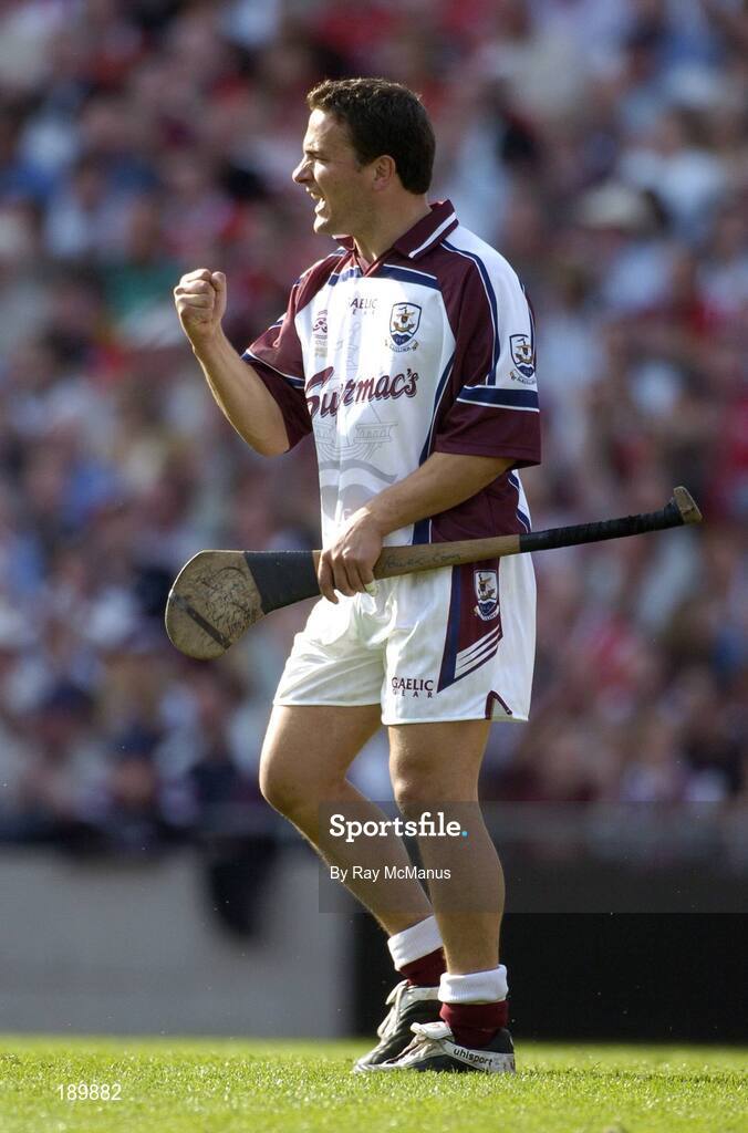 11 September 2005; Liam Donoghue, Galway goalkeeper. Guinness All-Ireland Senior Hurling Championship Final, Galway v Cork, Croke Park, Dublin. Picture credit; Ray McManus / SPORTSFILE *** Local Caption *** Any photograph taken by SPORTSFILE during, or in connection with, the 2005 Guinness All-Ireland Hurling Final which displays GAA logos or contains an image or part of an image of any GAA intellectual property, or, which contains images of a GAA player/players in their playing uniforms, may only be used for editorial and non-advertising purposes.  Use of photographs for advertising, as posters or for purchase separately is strictly prohibited unless prior written approval has been obtained from the Gaelic Athletic Association.