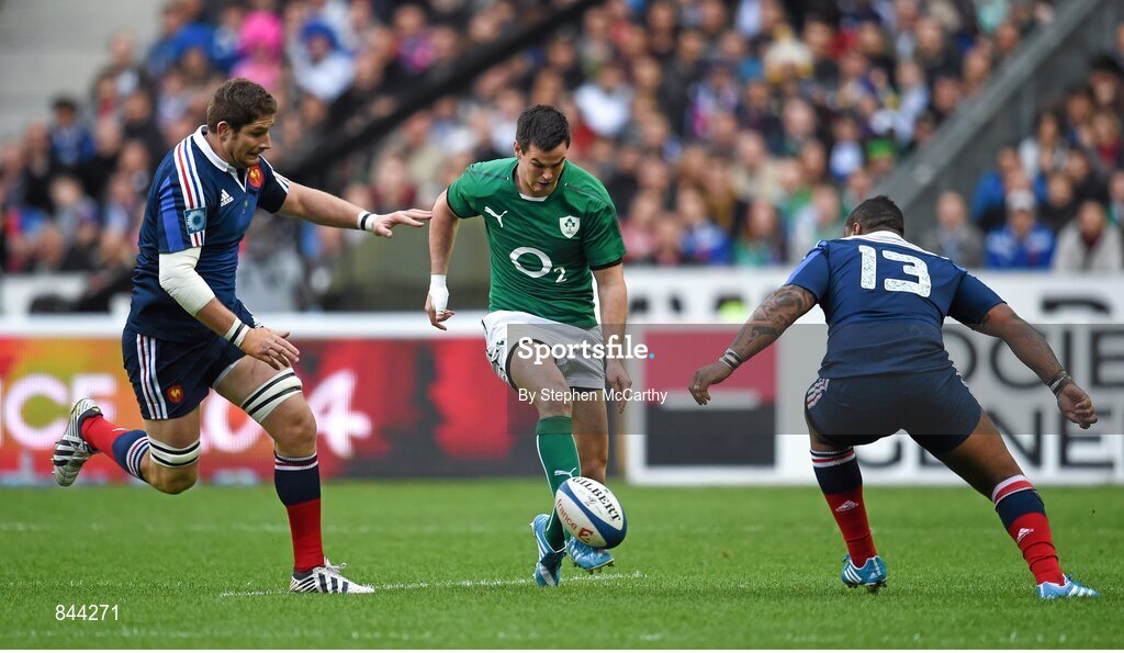 15 March 2014; Jonathan Sexton, Ireland, in action against Pascal Papé, left, and Mathieu Bastareaud, France. RBS Six Nations Rugby Championship 2014, France v Ireland. Stade De France, Saint Denis, Paris, France. Picture credit: Stephen McCarthy / SPORTSFILE