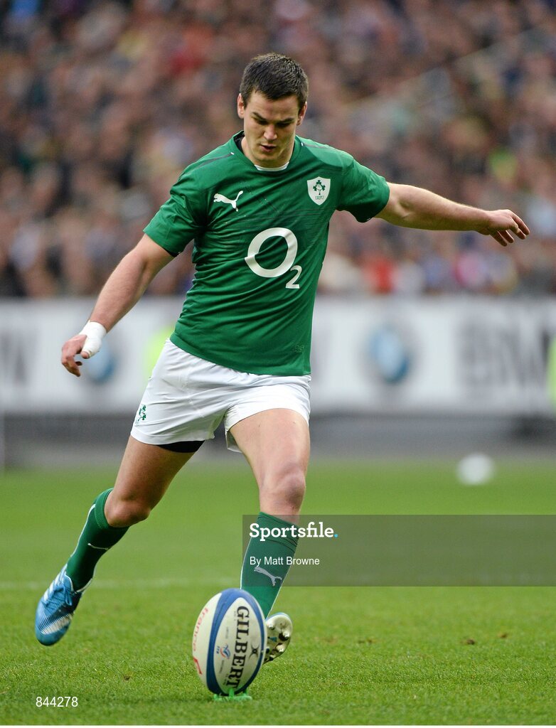 15 March 2014; Jonathan Sexton, Ireland, kicks a successful conversion. RBS Six Nations Rugby Championship 2014, France v Ireland, Stade De France, Saint Denis, Paris, France. Picture credit: Matt Browne / SPORTSFILE