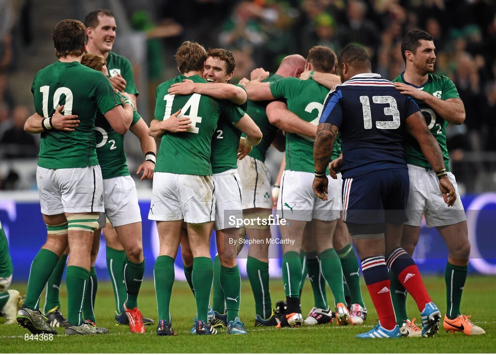 15 March 2014; Ireland players celebrate following the final whistle. RBS Six Nations Rugby Championship 2014, France v Ireland. Stade De France, Saint Denis, Paris, France. Picture credit: Stephen McCarthy / SPORTSFILE