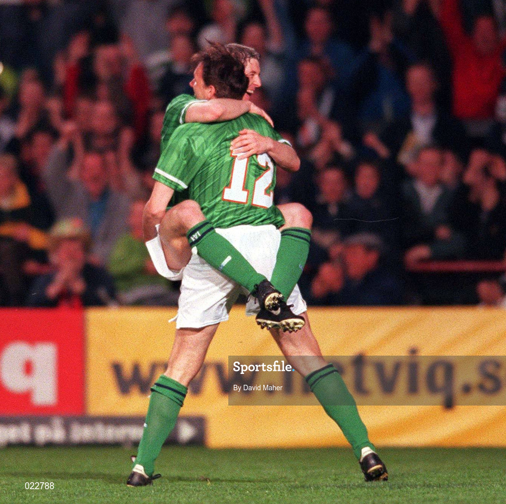 28 April 1999; Graham Kavanagh of Republic of Ireland celebrates after scoring his sides first goal with team-mate Tony Cascarino, 12, during the International friendly match between Republic of Ireland and Sweden at Lansdowne Road in Dublin. Photo by David Maher/Sportsfile