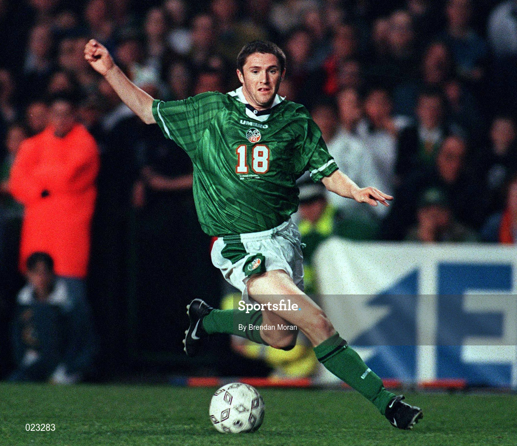 28 April 1999; Robbie Keane of Republic of Ireland during the International friendly match between Republic of Ireland and Sweden at Lansdowne Road in Dublin. Photo By Brendan Moran/Sportsfile