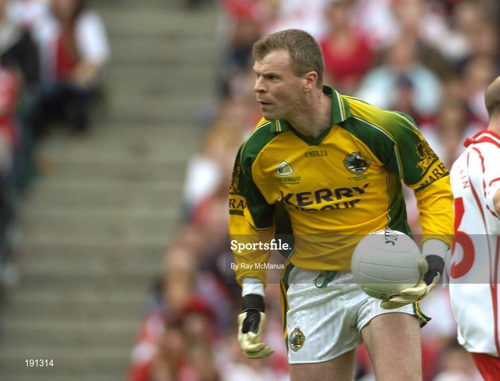25 September 2005; Diarmuid Murphy, Kerry goalkeeper. Bank of Ireland All-Ireland Senior Football Championship Final, Kerry v Tyrone, Croke Park, Dublin. Picture credit; Ray McManus / SPORTSFILE *** Local Caption *** Any photograph taken by SPORTSFILE during, or in connection with, the 2005 Bank of Ireland All-Ireland Senior Football Final which displays GAA logos or contains an image or part of an image of any GAA intellectual property, or, which contains images of a GAA player/players in their playing uniforms, may only be used for editorial and non-advertising purposes.  Use of photographs for advertising, as posters or for purchase separately is strictly prohibited unless prior written approval has been obtained from the Gaelic Athletic Association.