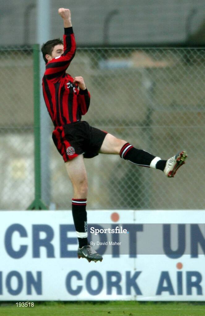 31 October 2005; Stephen Ward, Bohemians, celebrates after scoring his sides first goal. eircom League, Premier Division, Bohemians v Cork City, Dalymount Park, Dublin. Picture credit: David Maher / SPORTSFILE