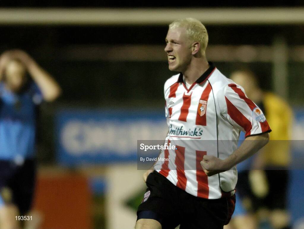 31 October 2005; Stephen O'Flynn, Derry City, celebrates after scoring his sides first goal. eircom League, Premier Division, UCD v Derry City, Belfield Park, UCD, Dublin. Picture credit: David Maher / SPORTSFILE