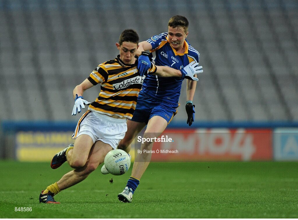 8 March 2014; Rian Mac Giolla Bhríde, Coláiste Eoin, in action against Luke Carty, Marist Athlone. Leinster Colleges Senior Football Championship Final, Coláiste Eoin v Marist Athlone. Croke Park, Dublin. Picture credit: Piaras Ó Mídheach / SPORTSFILE