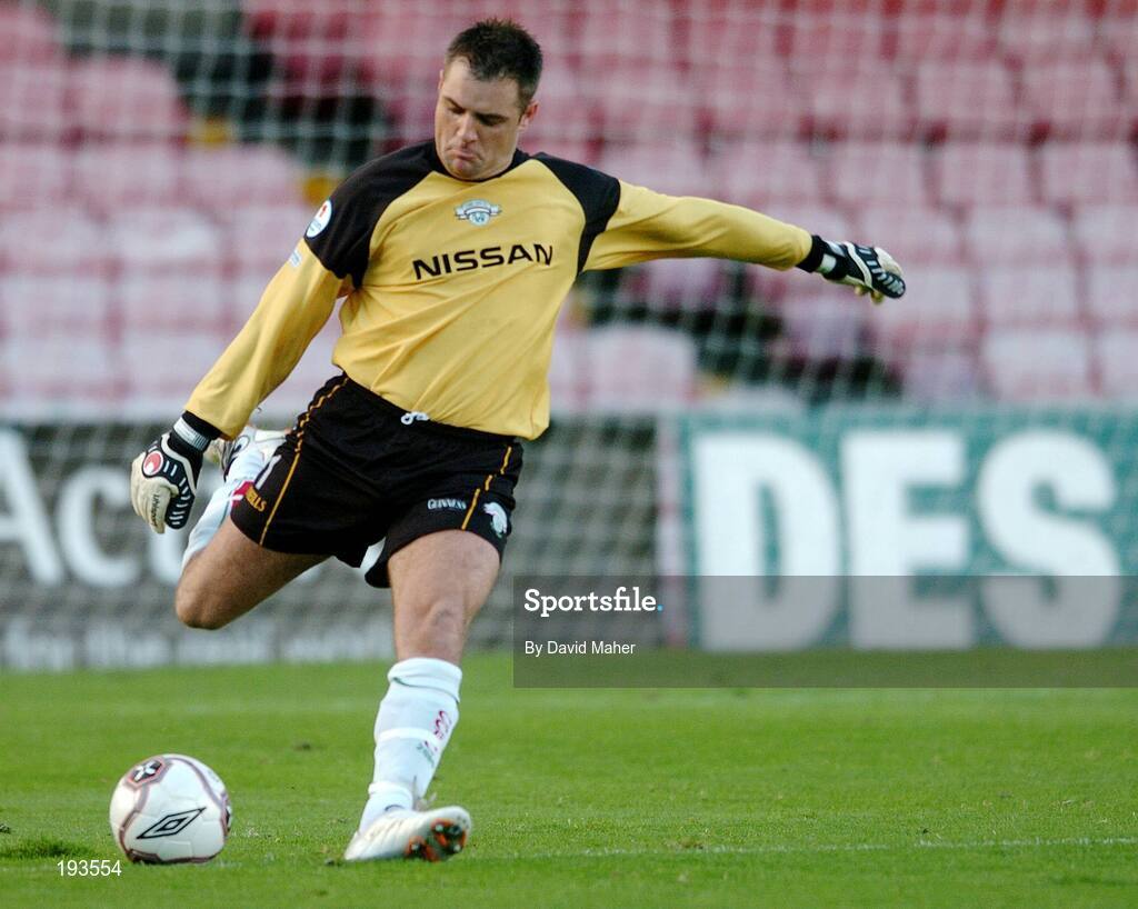 31 October 2005; Michael Devine, Cork City. eircom League, Premier Division, Bohemians v Cork City, Dalymount Park, Dublin. Picture credit: David Maher / SPORTSFILE