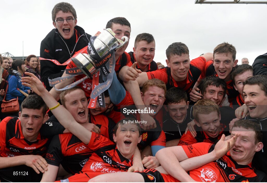 5 April 2014; The Coláiste Phobal team celebrate with the Paddy Buggy Cup. Masita GAA All-Ireland Post Primary Schools Paddy Buggy Cup Final, Coláiste Phobal, Ros Cré, Co. Tipperary v Cross & Passion, Ballycastle, Co Antrim. Nowlan Park, Kilkenny. Picture credit: Pat Murphy / SPORTSFILE