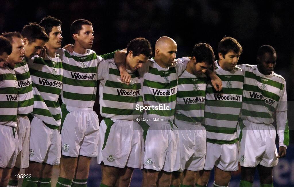 25 November 2005; Shamrock Rovers players stand for a minute silence before the start the of the game at a mark of respect to the late George Best. eircom league Promotion / Relegation Play-off, 2nd Leg, Dublin City v Shamrock Rovers, Tolka Park, Dublin. Picture credit: David Maher / SPORTSFILE