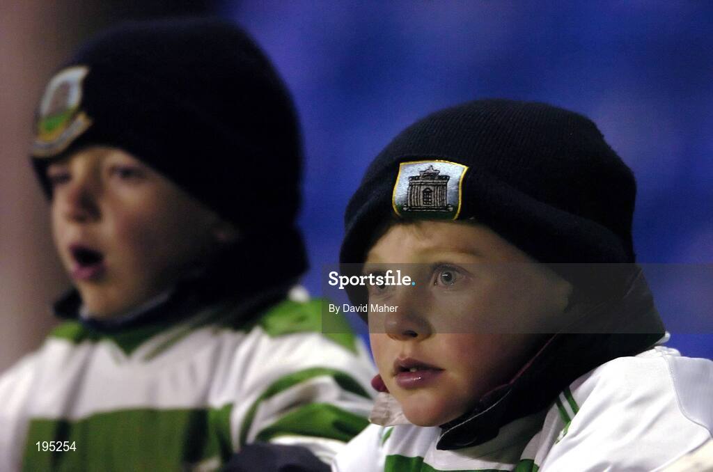 25 November 2005; Dejected Shamrock Rovers supporters at the end of the game. eircom league Promotion / Relegation Play-off, 2nd Leg, Dublin City v Shamrock Rovers, Tolka Park, Dublin. Picture credit: David Maher / SPORTSFILE