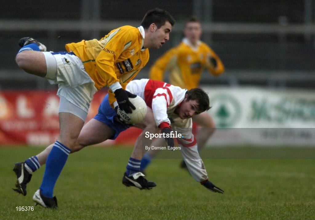 27 November 2005; Kevin Niblock, St Galls, in action against Michael McGoldrick, Bellaghy. Ulster Club Senior Football Championship Final, Bellaghy v St. Galls, Healy Park, Omagh, Co. Tyrone. Picture credit: Damien Eagers / SPORTSFILE