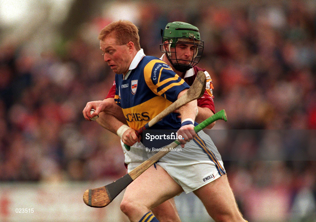 16 May 1999; Declan Ryan of Tipperary in action against Fergus Flynn of Galway during the Church & General National Hurling League Division 1 Final match between Galway and Tipperary at Cusack Park in Ennis, Clare. Photo by Brendan Moran/Sportsfile