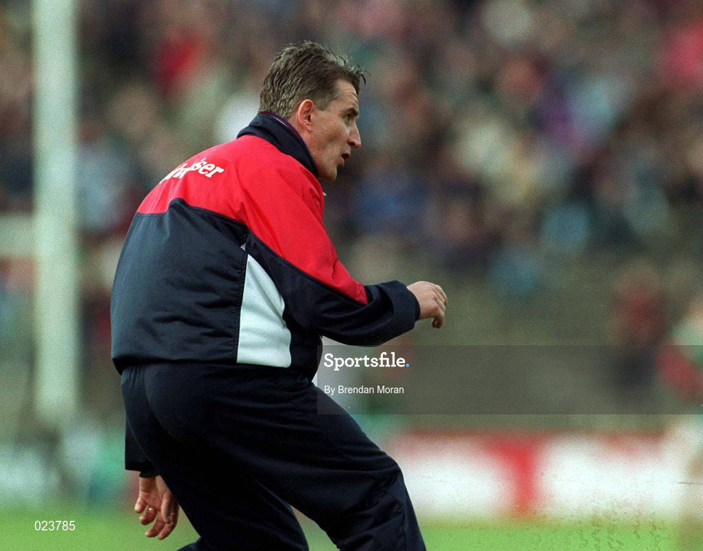 29 May 1999; New York Manager Leslie McGettigan during the Bank of Ireland Connacht Senior Football Championship Quarter-Final match between Mayo and New York at MacHale Park in Castlebar, Mayo. Photo by Brendan Moran/Sportsfile