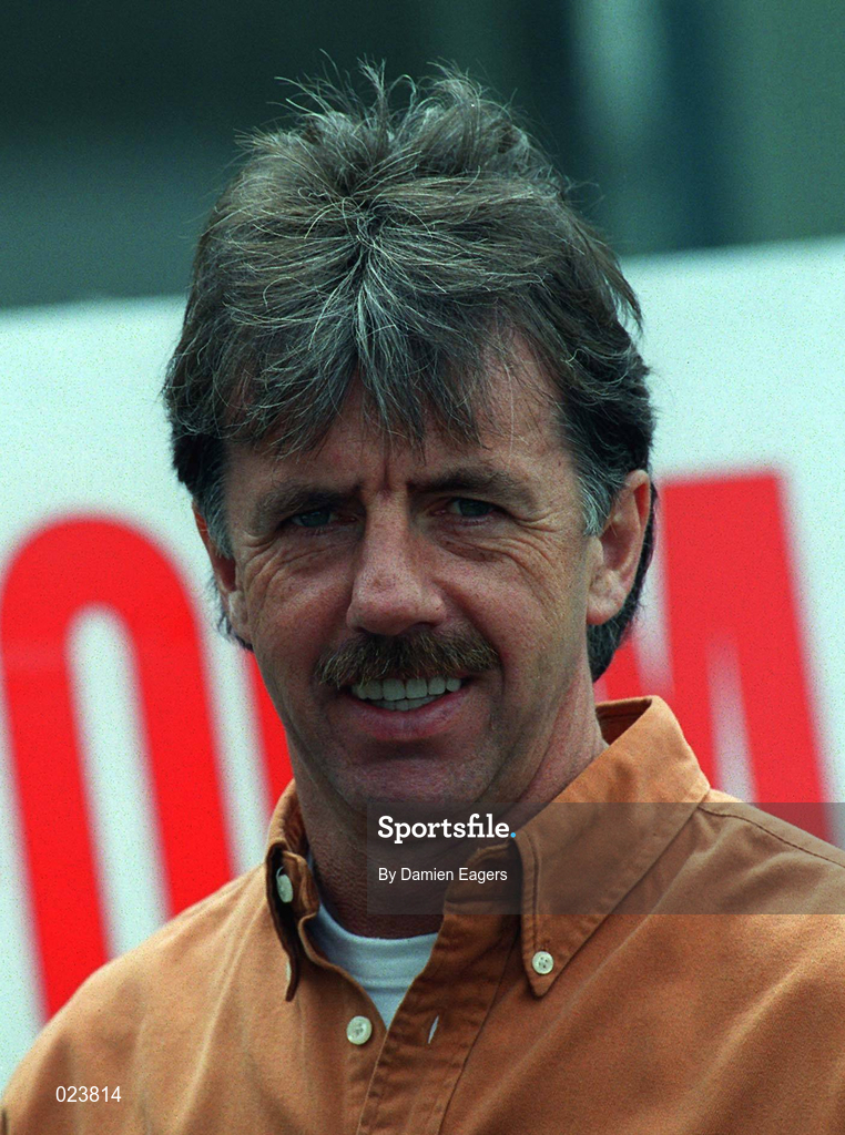 29 May 1999; Commentator Mark Lawrenson before the International Friendly match between Republic of Ireland and Northern Ireland at Lansdowne Road in Dublin. Photo by Damien Eagers/Sportsfile