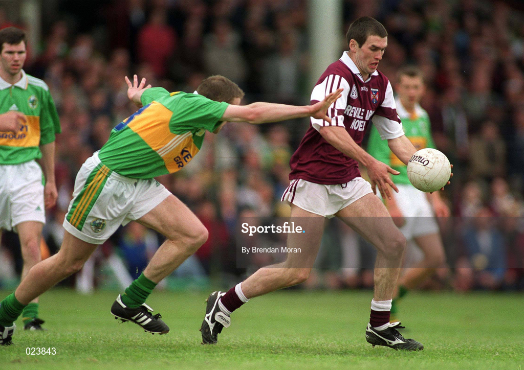 15 May 1999; Michael Ennis of Westmeath in action against Tommy Griffin of Kerry during the All-Ireland U21 Football Championship Final match at the Gaelic Grounds in Limerick. Photo by Brendan Moran/Sportsfile
